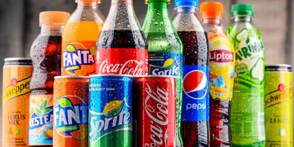 Les Boissons Sucrées et Sodas : Les Faux Amis de l’Hydratation