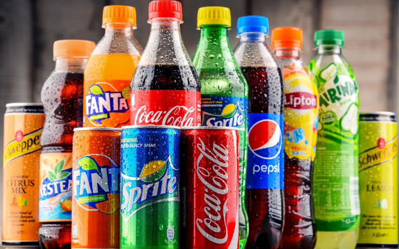Les Boissons Sucrées et Sodas : Les Faux Amis de l’Hydratation